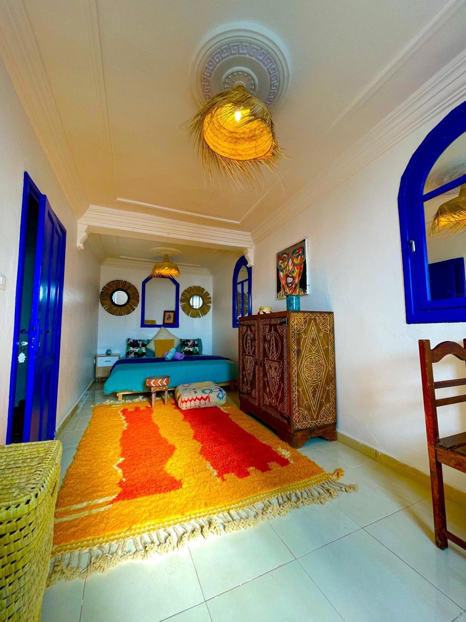 Surf & Salsa Ocean House Bed & Breakfast Tamraght Bagian luar foto